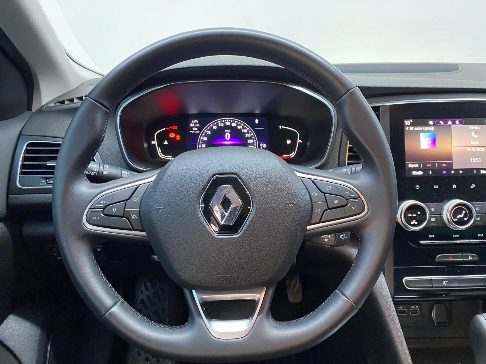RENAULT MEGANE 10